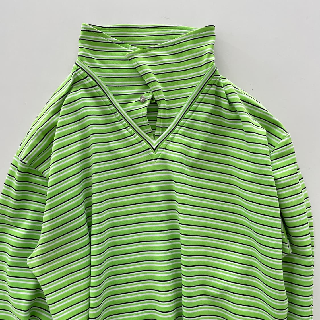 베르사체 진스 스트라이프 카라 긴팔티 상품이미지1