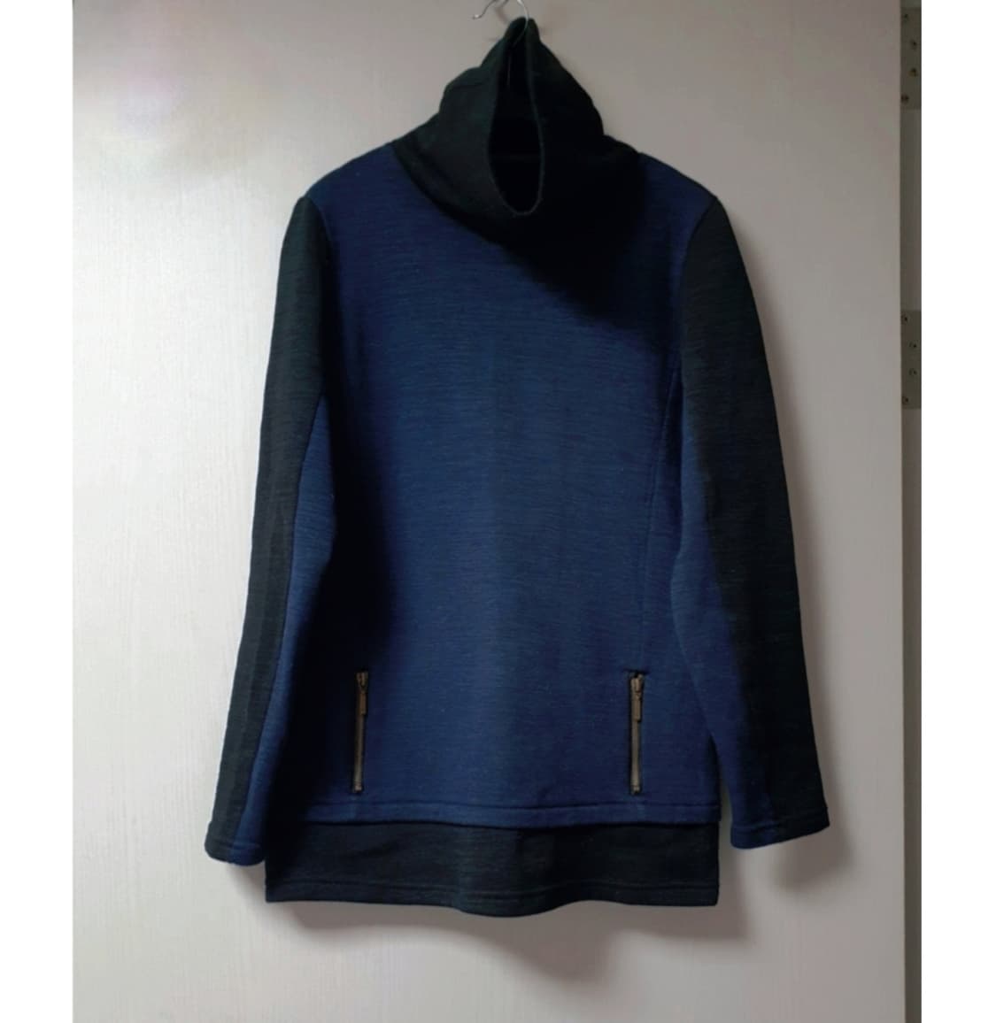 터틀넥 긴팔 티셔츠 상품이미지1