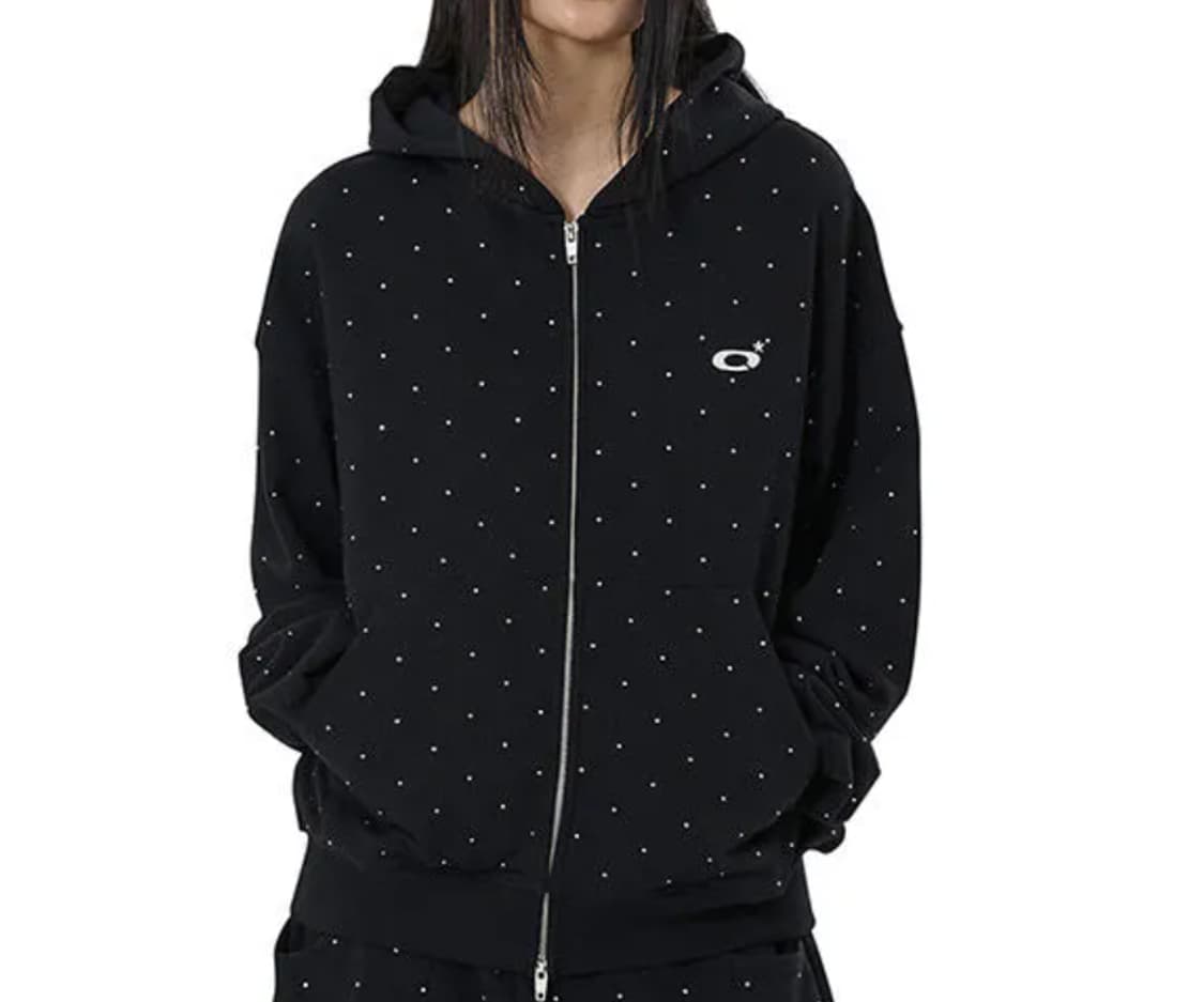 오와이 크리스탈 도트 후드 집업 블랙 상품이미지1