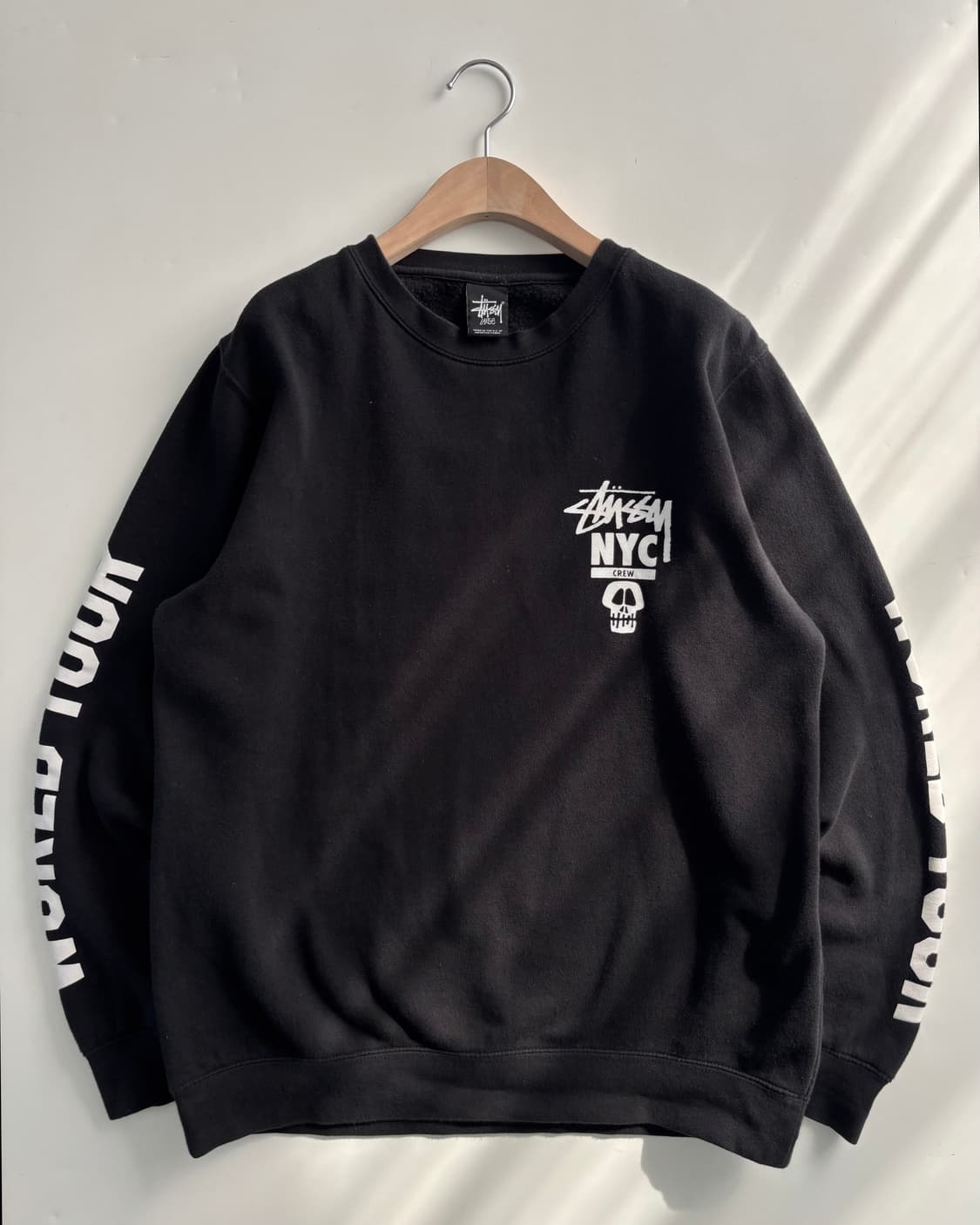 Stussy 스투시 NYC크루 스컬 크루넥 블랙 맨투맨 상품이미지1
