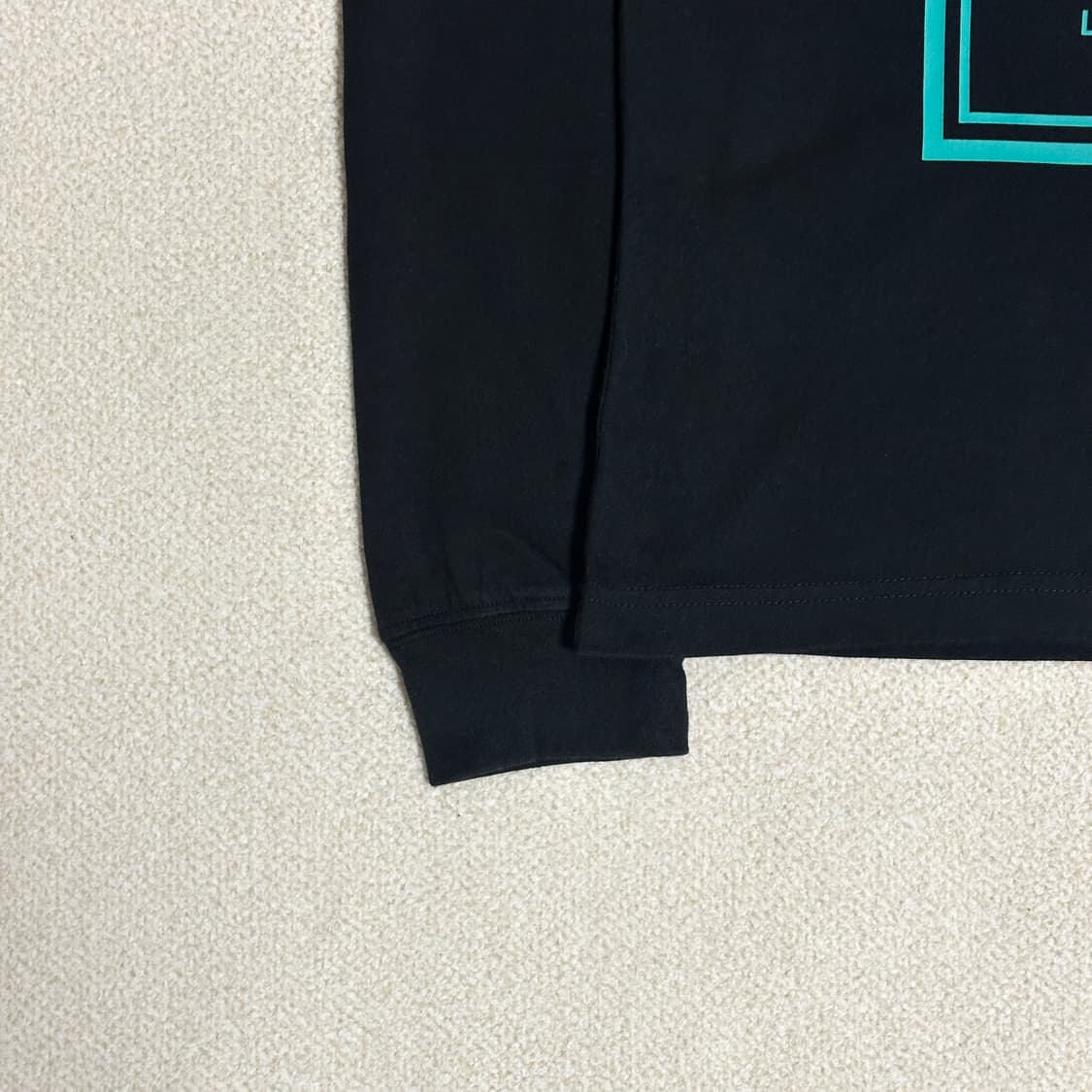 아디다스 텅 라벨 롱슬리브 상품이미지4