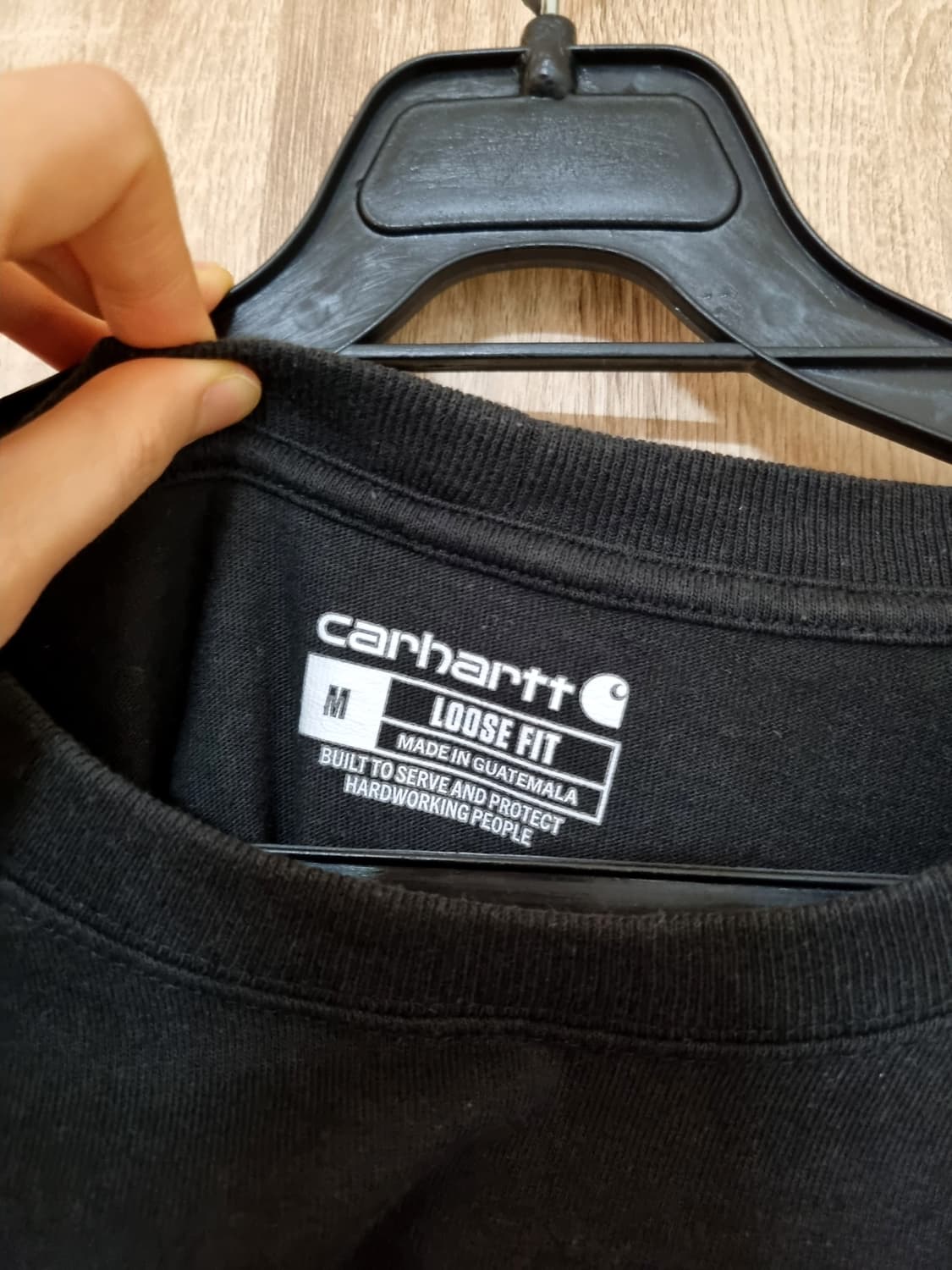 칼하트 포켓 긴팔 티셔츠 상품이미지3