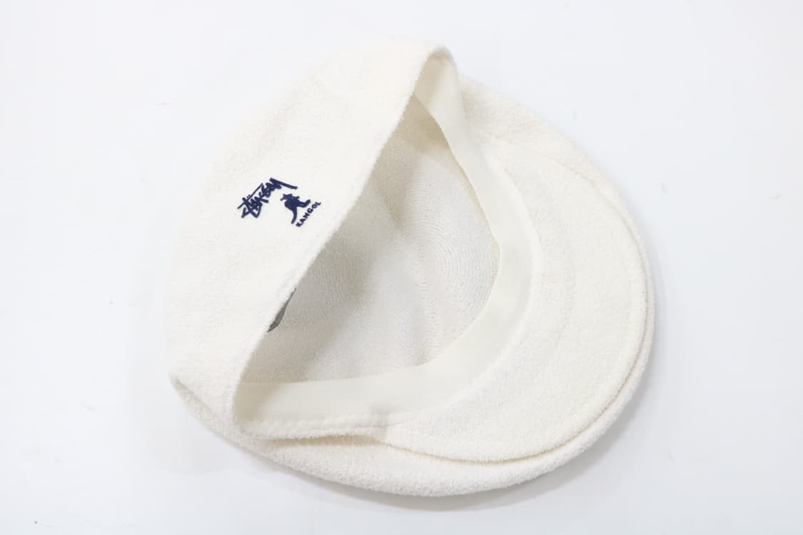 스투시 x 캉골 버뮤다 504 헌팅캡 화이트 상품이미지2