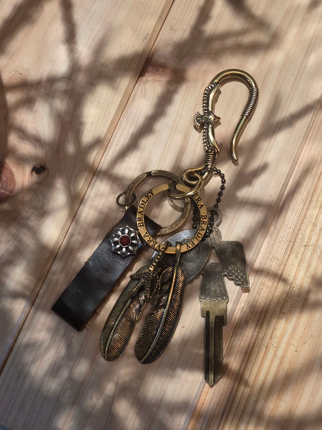 3cross gold brass double wing  keyring 상품이미지1