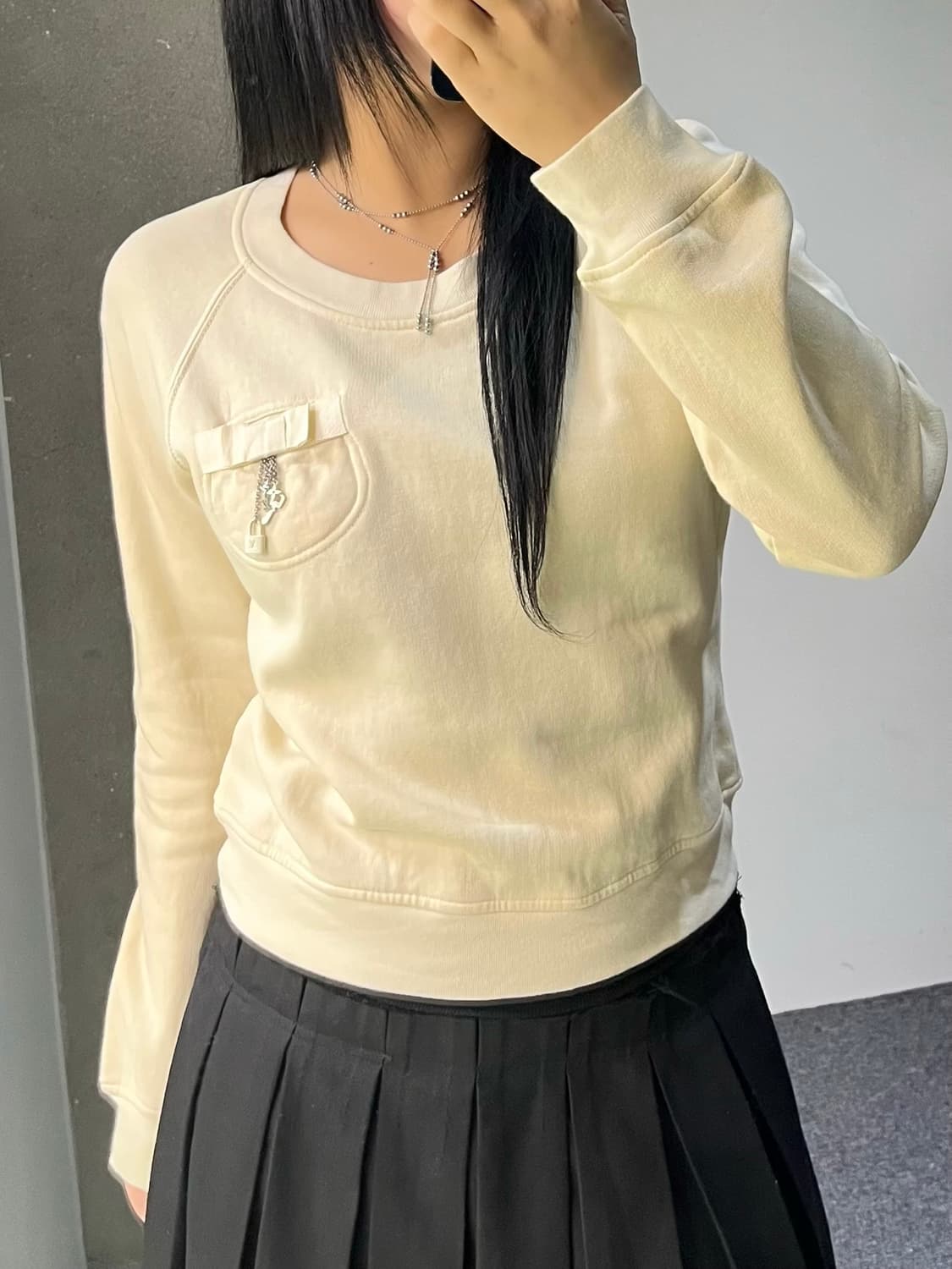 루이비통 키 참 포켓 스웻셔츠 상품이미지2