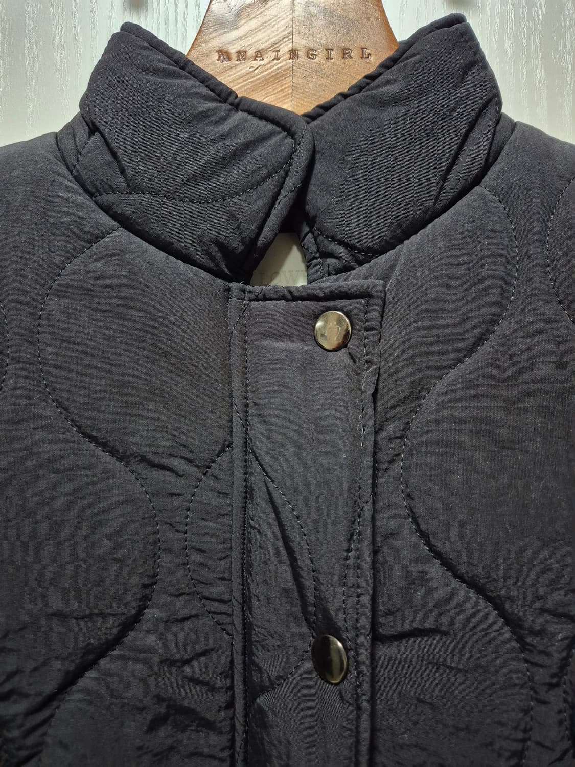 빈티지 블랙 퀄팅 패딩 자켓. 새상품 상품이미지2