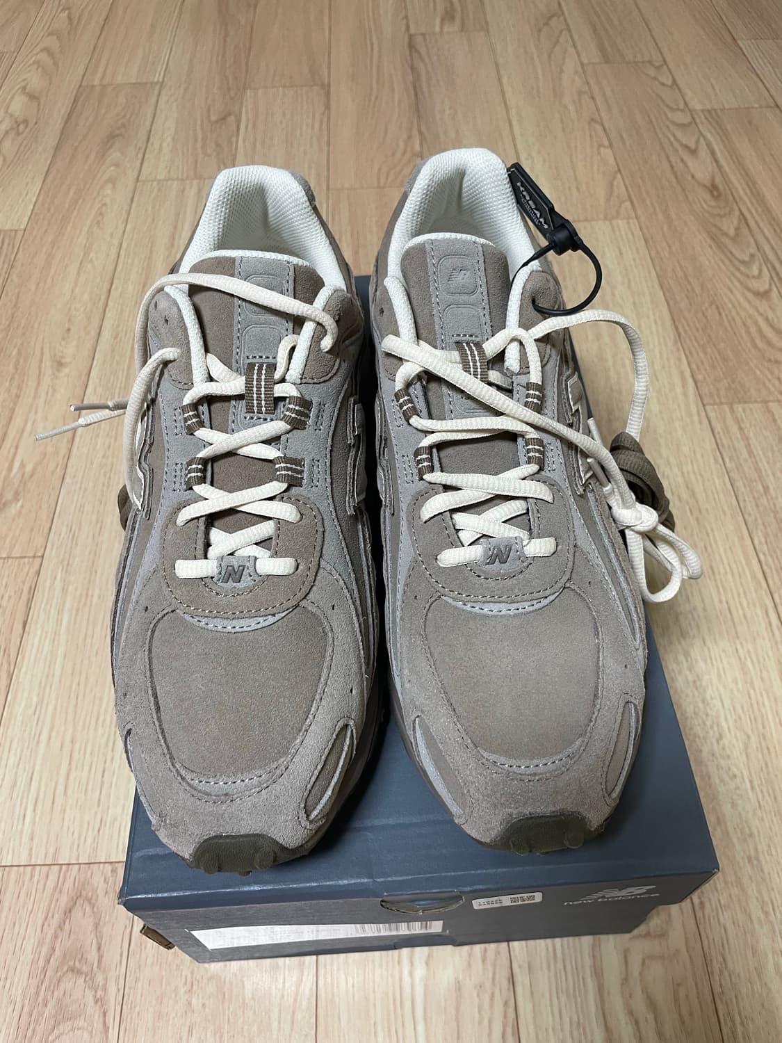 뉴발란스 204 새상품 상품이미지2