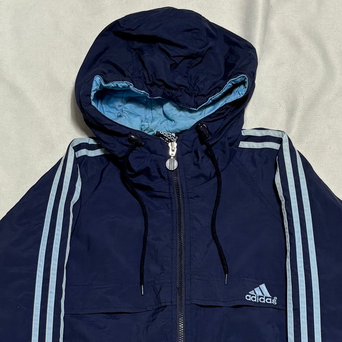 95 아디다스 스카이블루 삼선 나일론 바람막이 상품이미지1