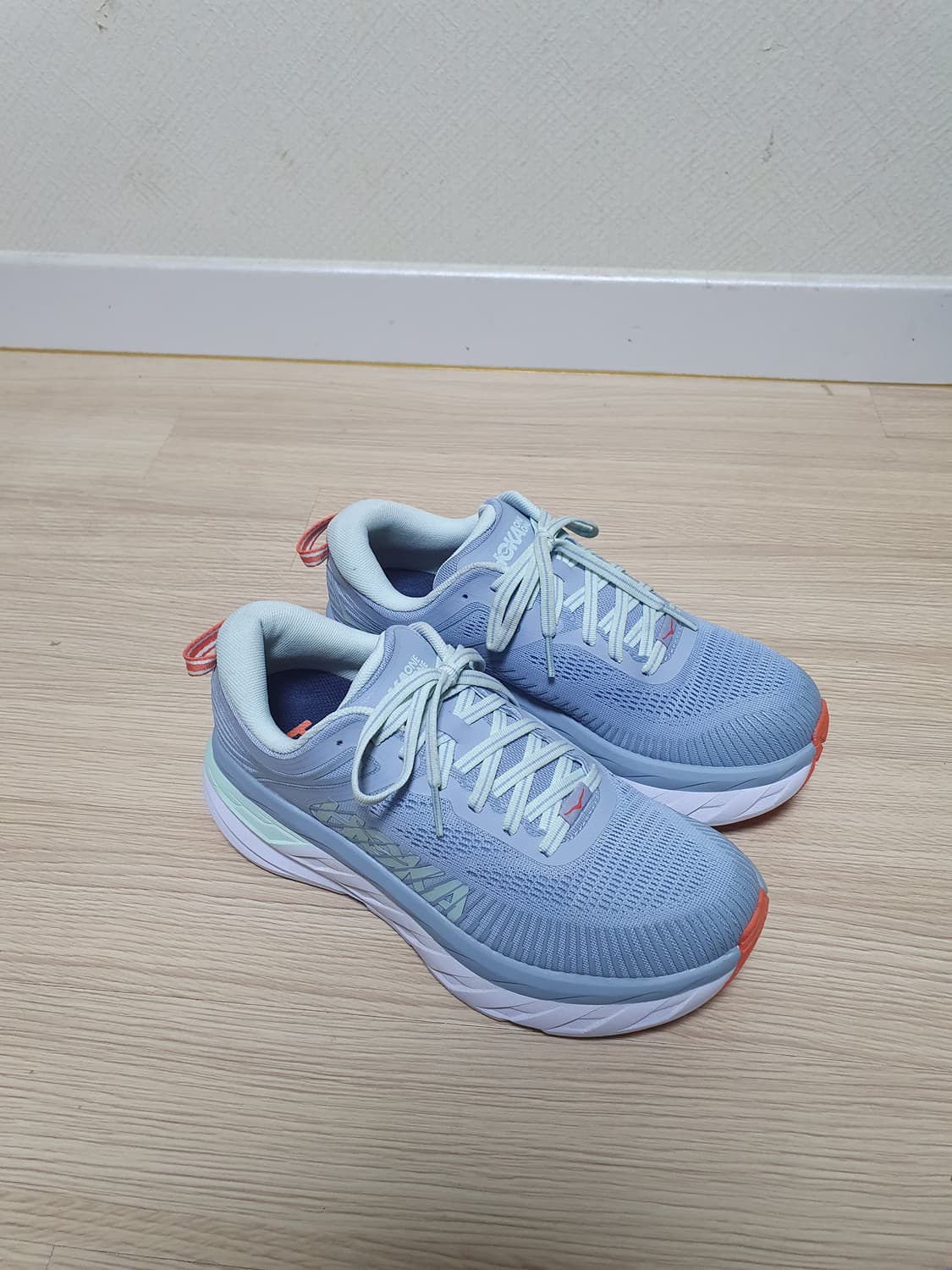 호카 본디7 와이드 운동화 240 상품이미지2