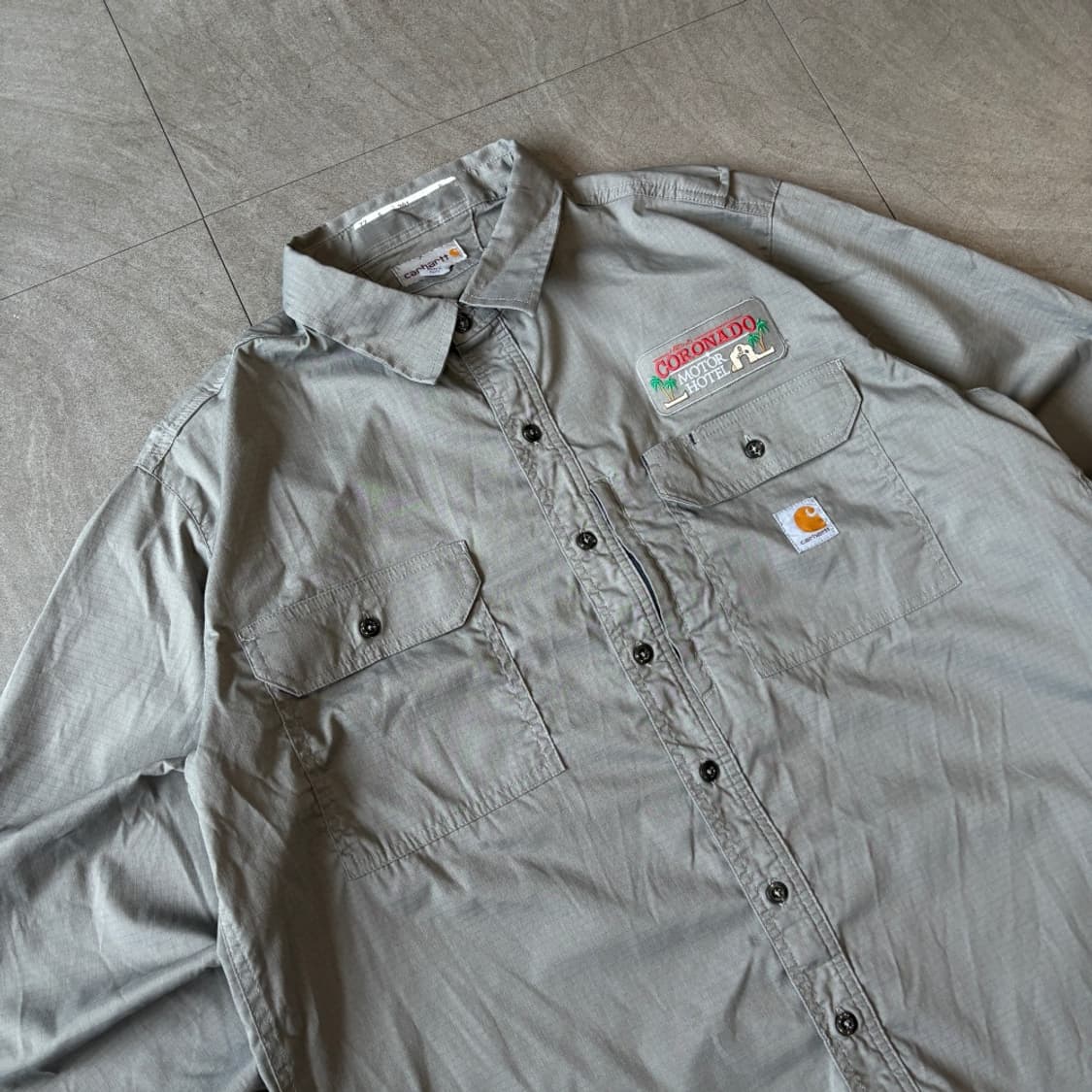 칼하트 오리지널 그레이 긴팔 워크 셔츠 상품이미지2