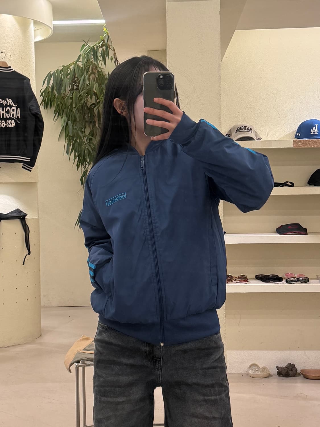 아디다스 오리지널스 트레포일 백로고 패딩 봄버 자켓 U464 상품이미지1