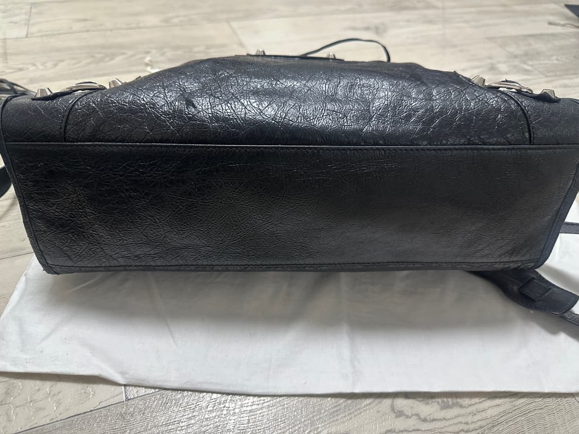 발렌시아가 모터백 m 상품이미지5
