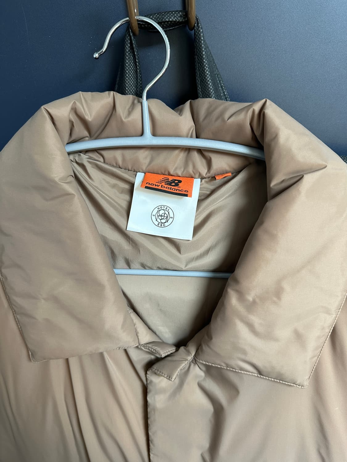 뉴발란스 호텔990 구스다운 발마칸 코트 L사이즈 상품이미지2