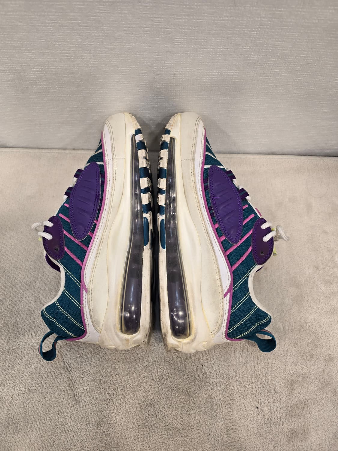 나이키 에어맥스 98 흰보 235mm 상품이미지5