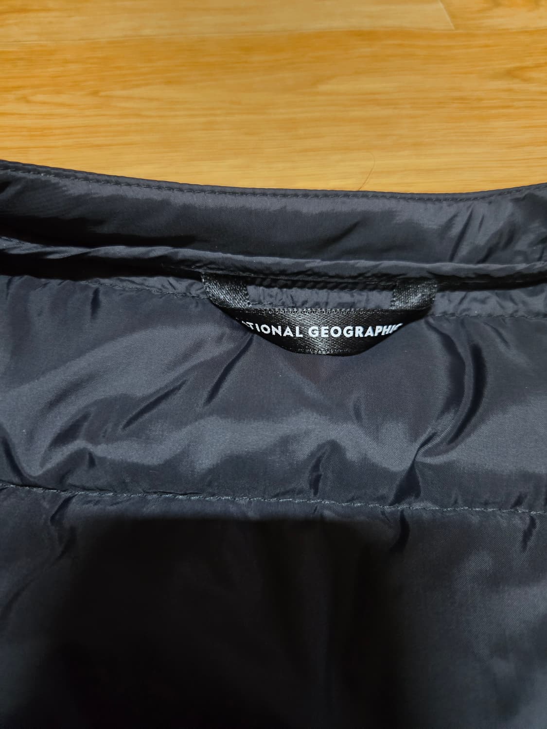 내셔널지오그래픽 남성 미니로고 덕다운 경량 조끼 패딩(100사이즈) 상품이미지6
