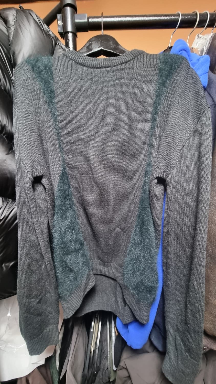 유스 Curved angora Knit M사이즈 샘플상품 상품이미지2