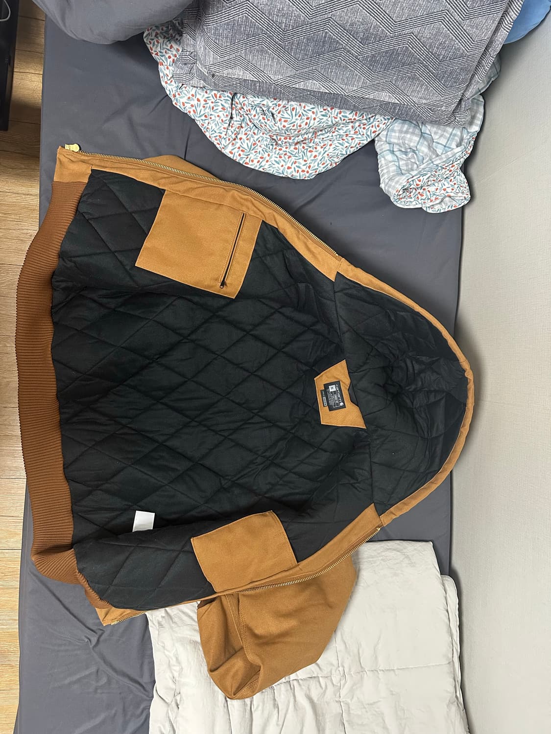 칼하트 J140 브라운 XL 상품이미지3