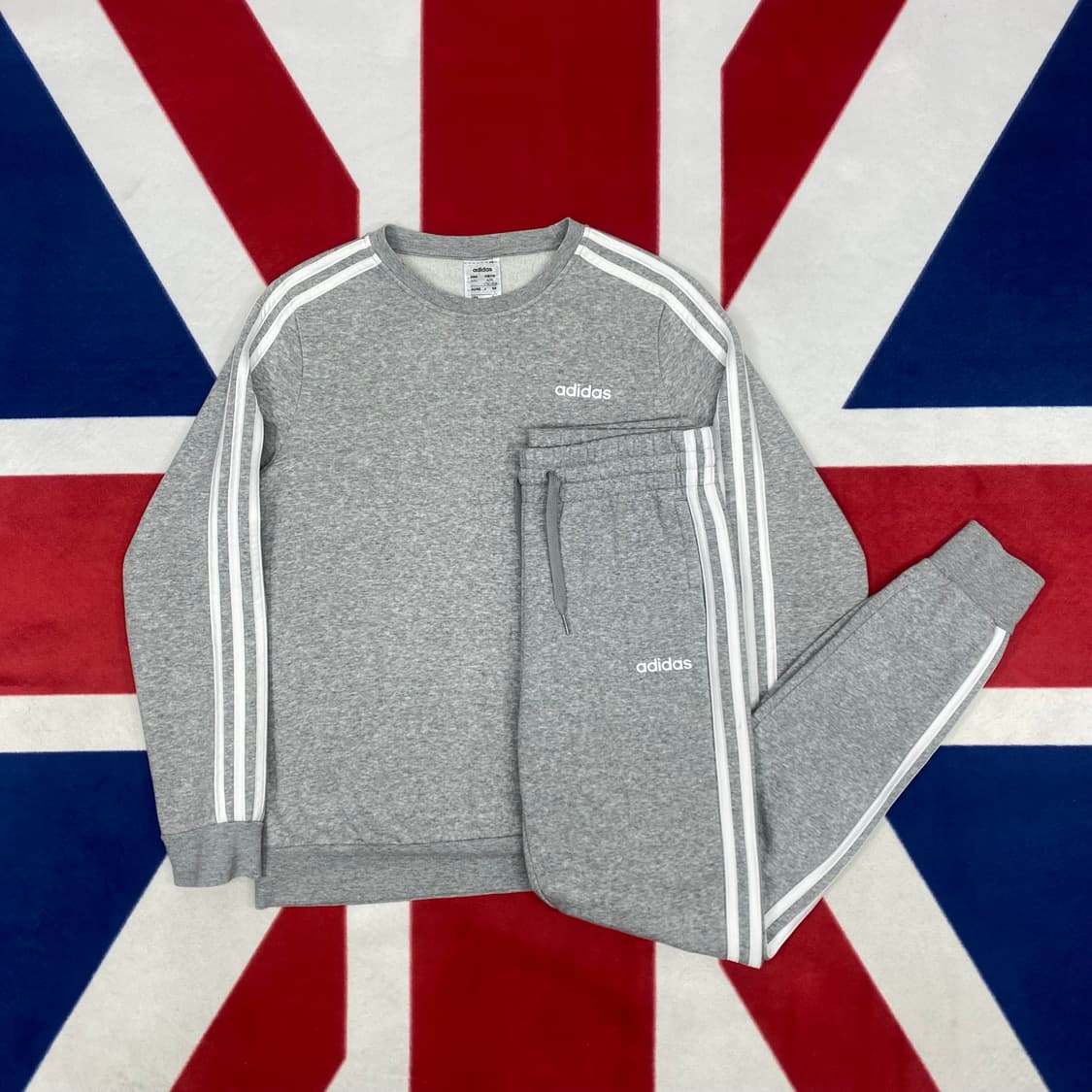 아디다스 트레이닝 셋업 상의 (L) 하의 (M) 상품이미지1