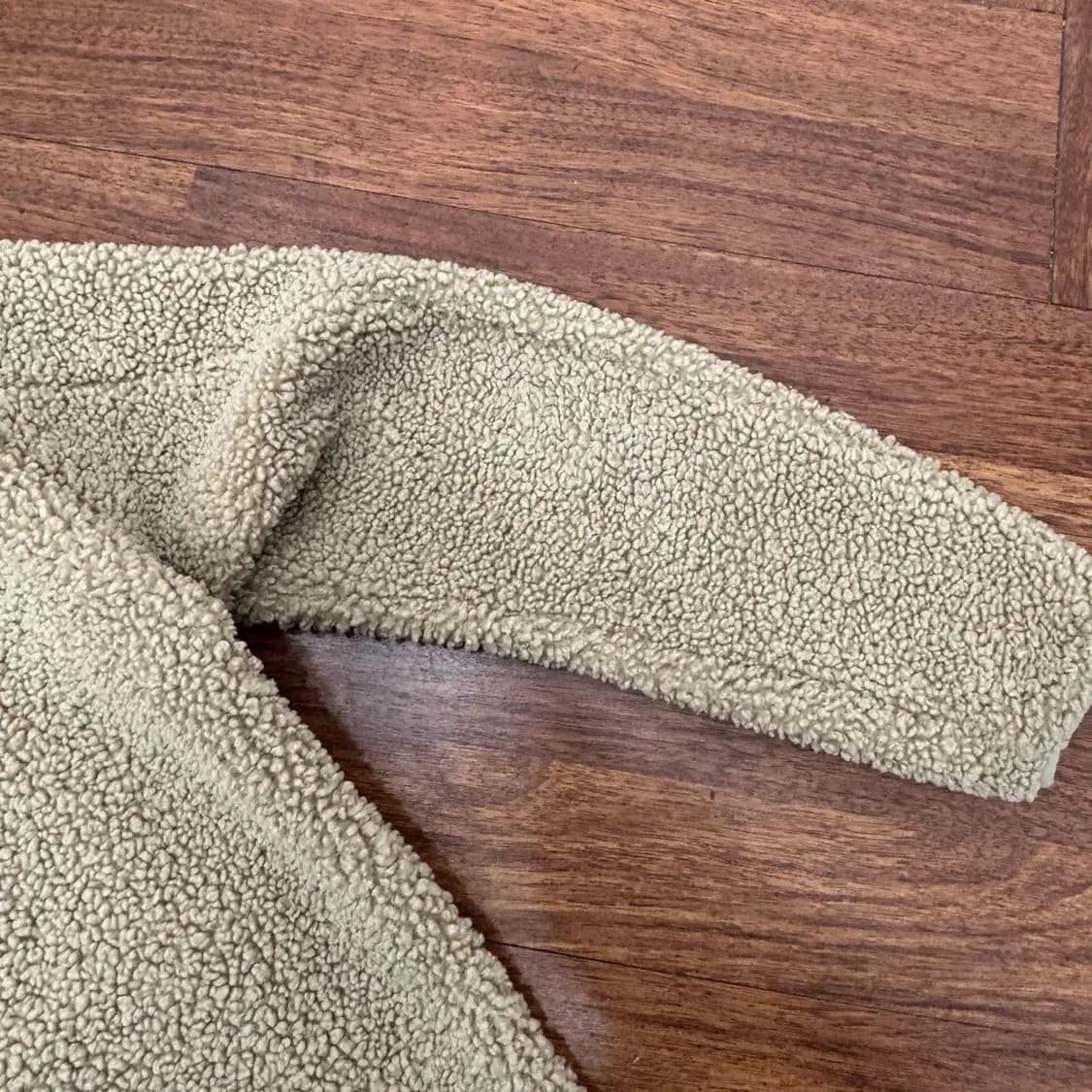 L 유니클로 x J.W ANDERSON 플리스 자켓  상품이미지6