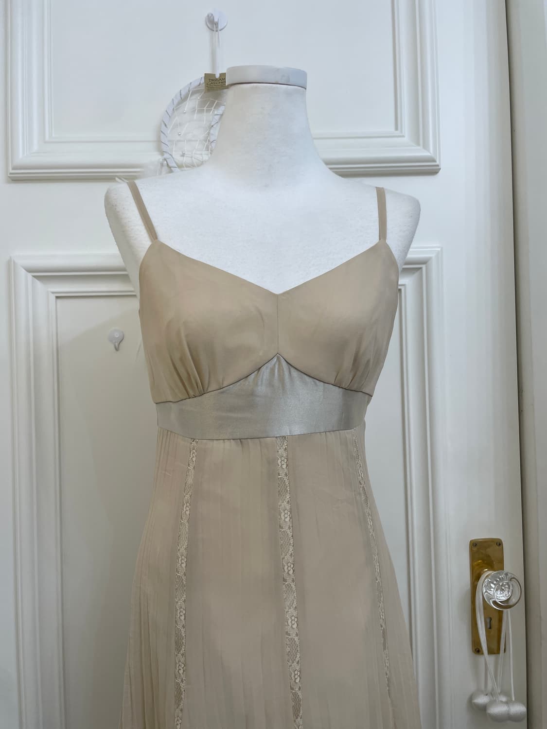 beige bust shirring lace pleats fairy 상품이미지5