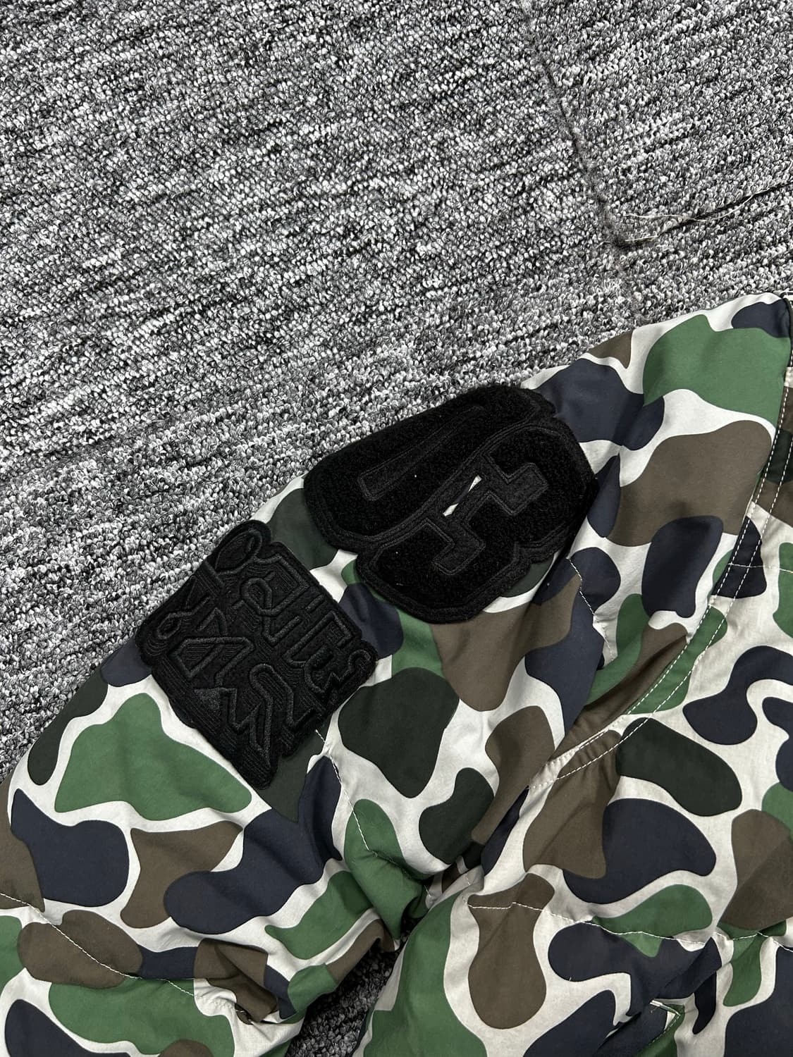 아디다스 서울 플라이트 카모 봄버 패딩 자켓 85 상품이미지10