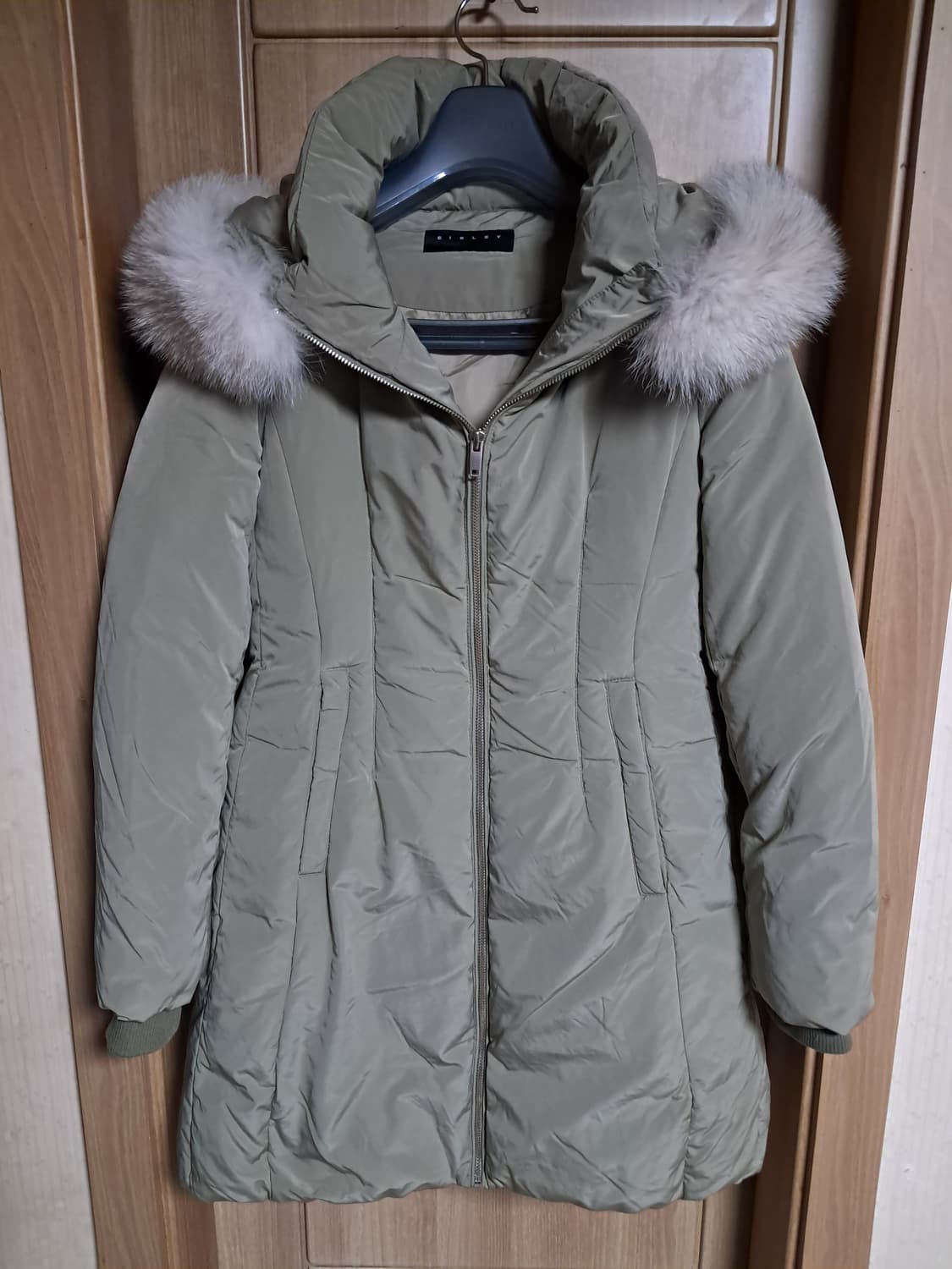 시슬리 폭스퍼 롱패딩 42 상품이미지1