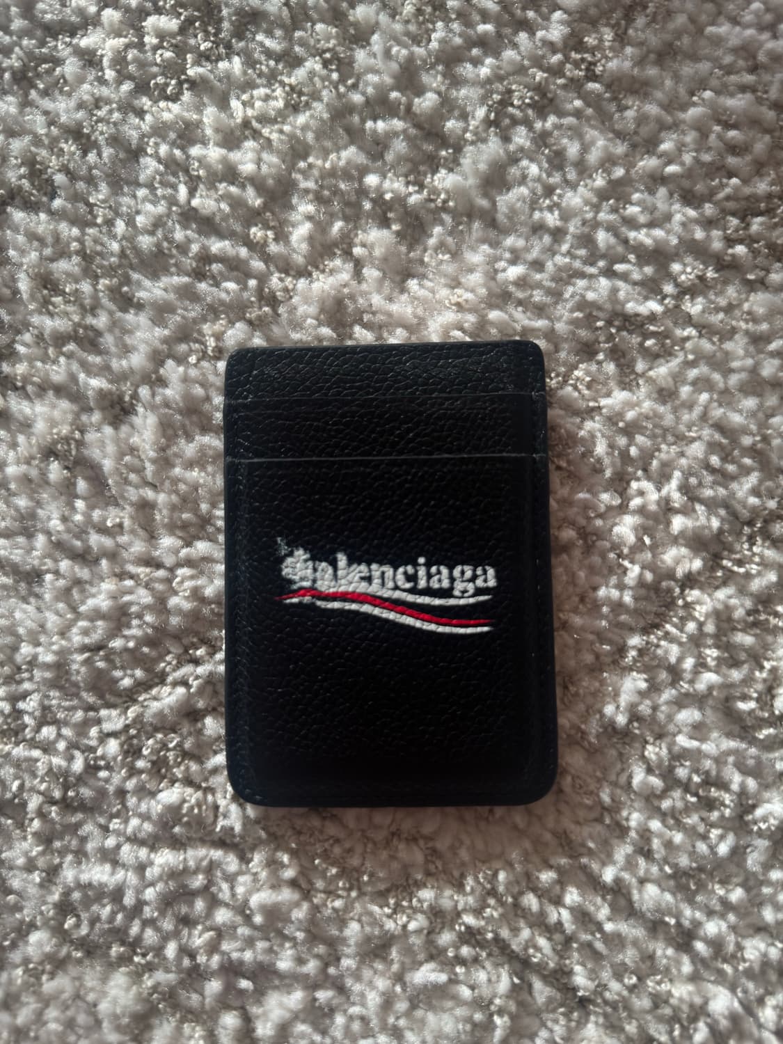 발렌시아가 웨이브로고 맥세이프 지갑 상품이미지2