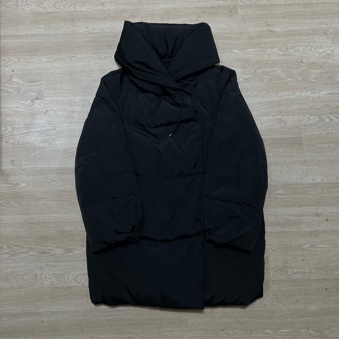 지고트 여성 프리미엄 덕다운 하이넥 롱패딩 [블랙] XS/85 상품이미지1