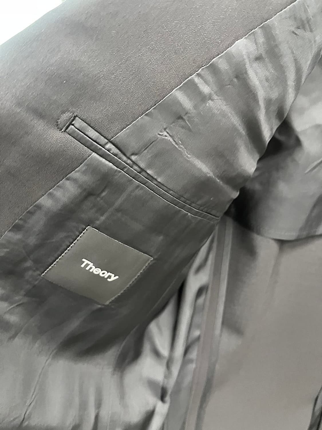 100,32) 띠어리 블랙 슈트  상품이미지5