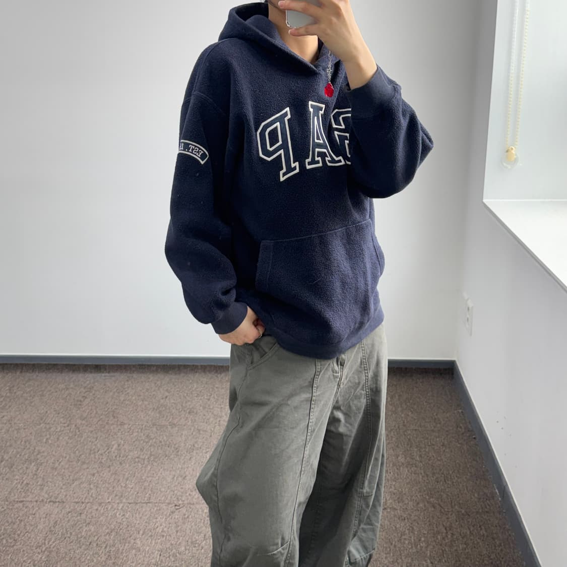 Gap 갭 네이비 로고 네이비 후리스 후드티 상품이미지2