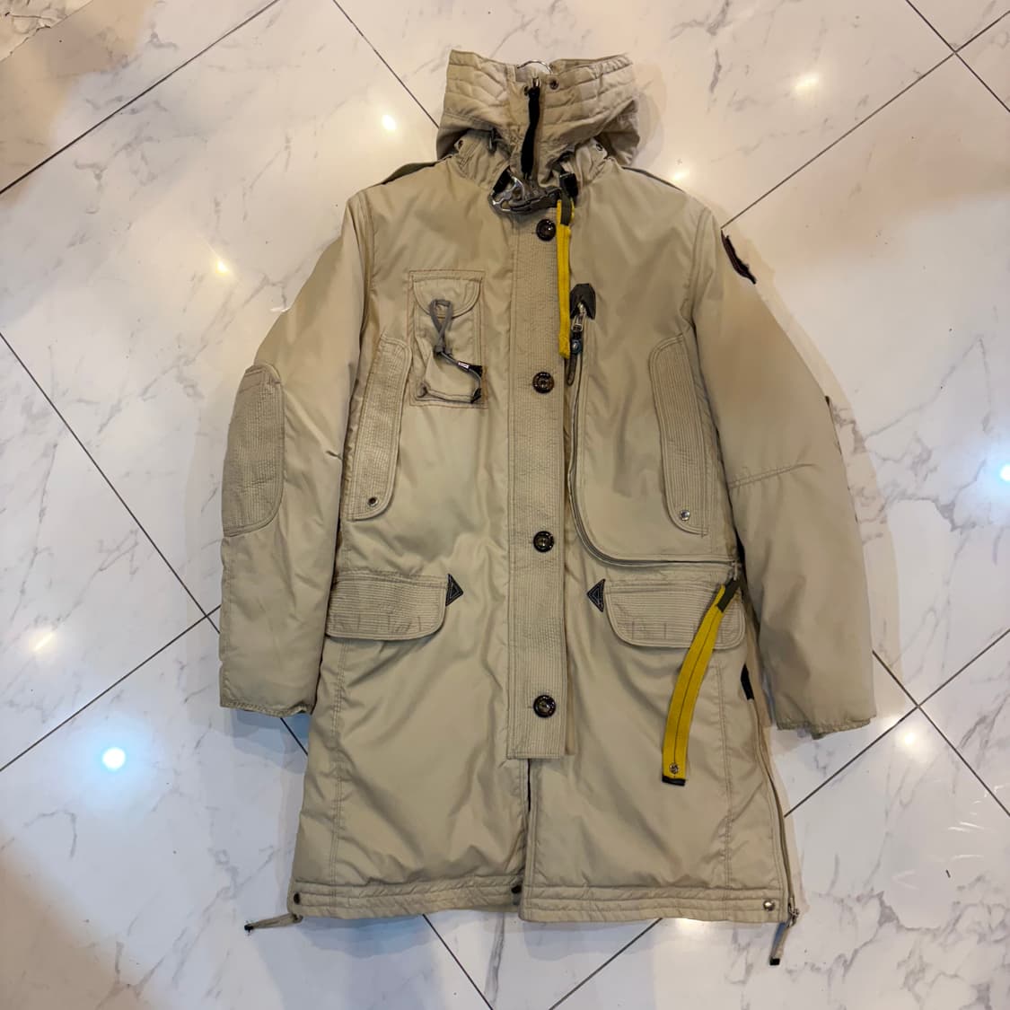 파라점퍼스 코디악 베이지 패딩 상품이미지1