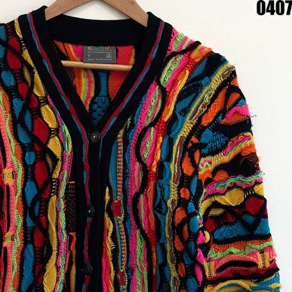 쿠지(COOGI Australia) 3D 니트 가디건 상품이미지2