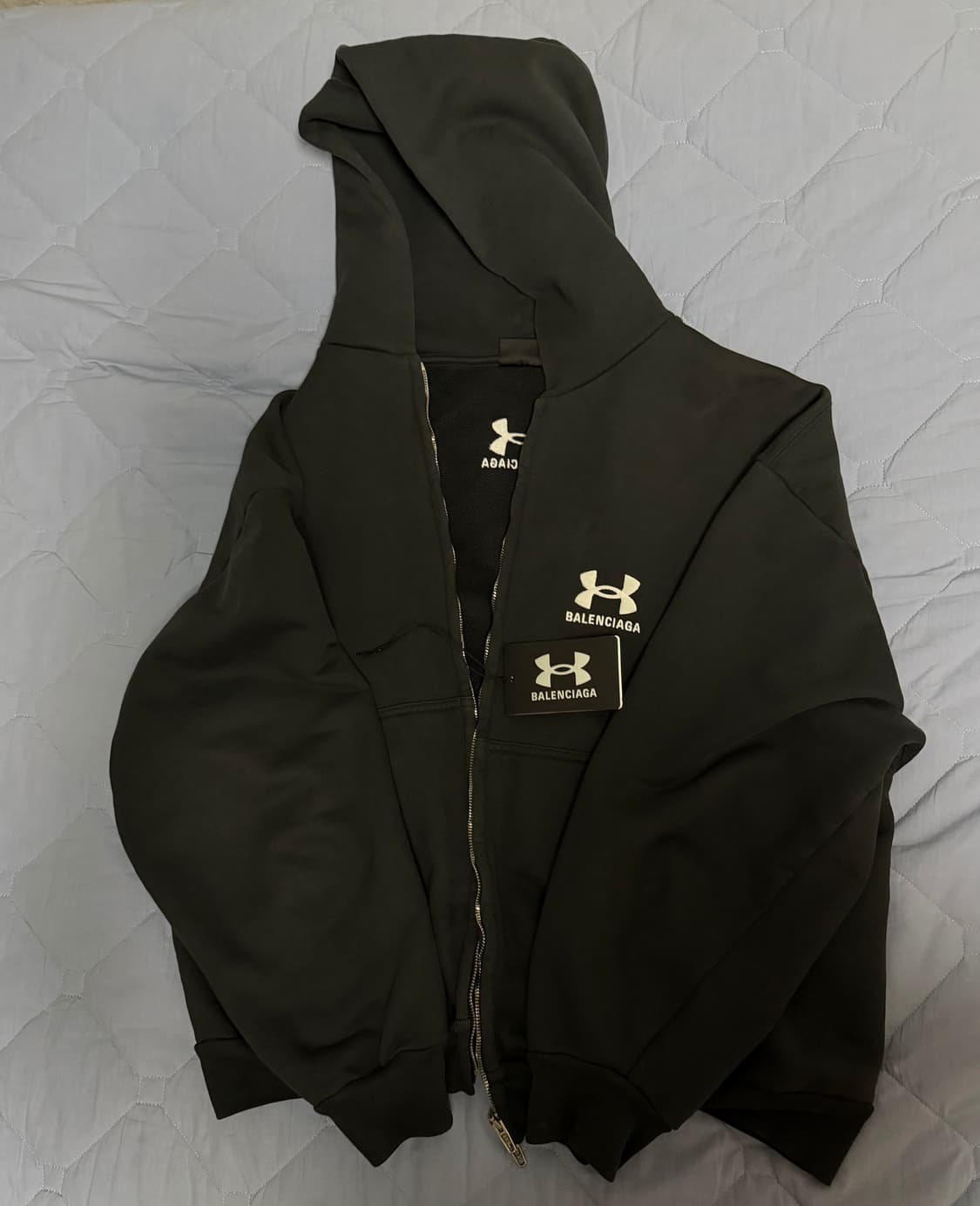 발렌시아가 언더아머 후드집업 s 상품이미지1