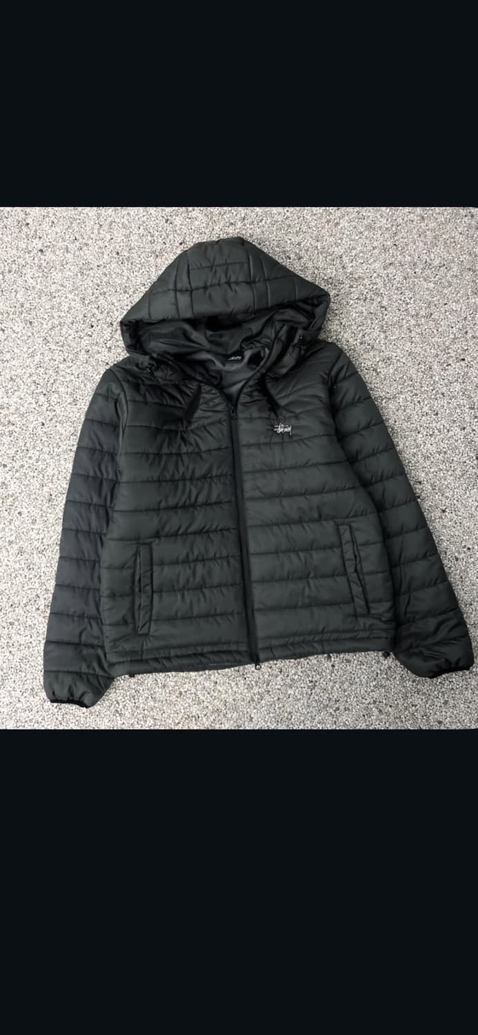 스투시 차콜 경량패딩 상품이미지1