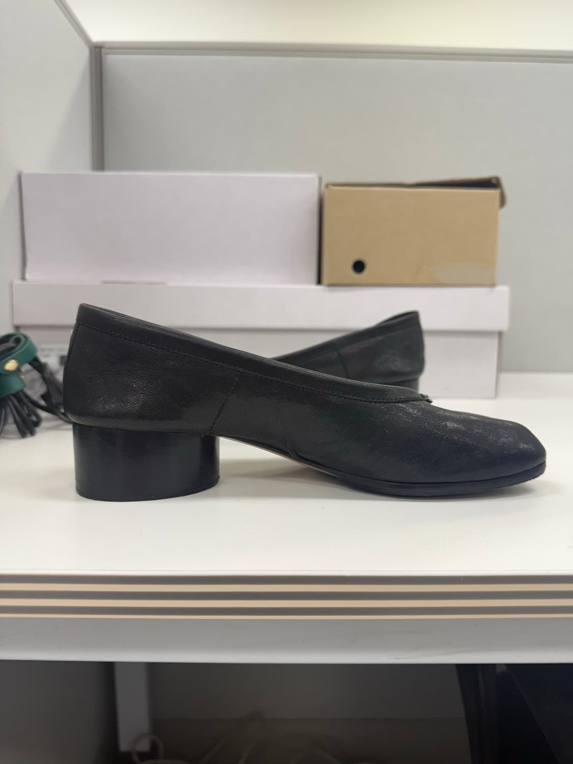 메종 마르지엘라 블랙 펌프스힐 뉴타비 상품이미지3