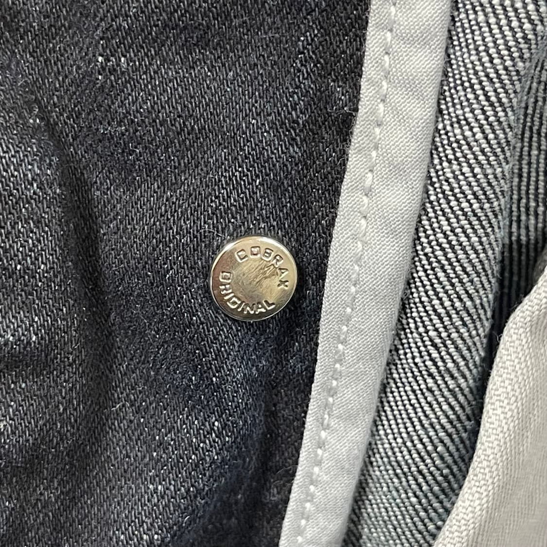 [32] Amiri MX1 디스트레스 레더 패널 데님 팬츠 상품이미지9