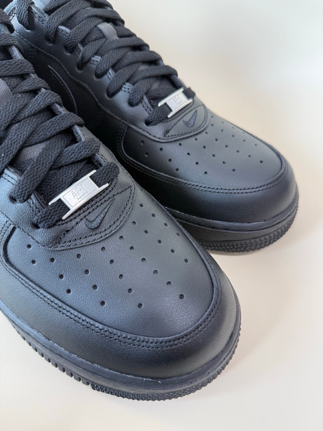 슈프림 x 나이키 에어포스 블랙 상품이미지6