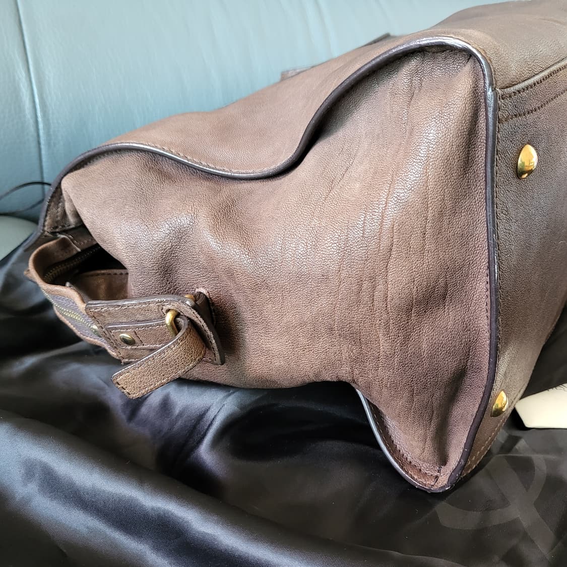 YSL 입생로랑 정품 금장 카바시크백  브라운 빅사이즈 오버사이즈 토트백 상품이미지7