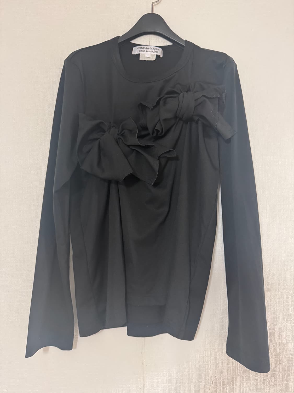 꼼데가르송 리본탑 검정 상품이미지1