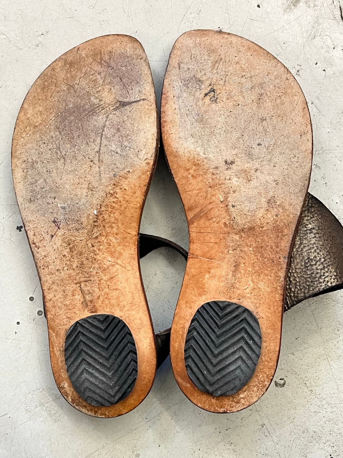 CYDWOQ 레더 샌들 상품이미지5