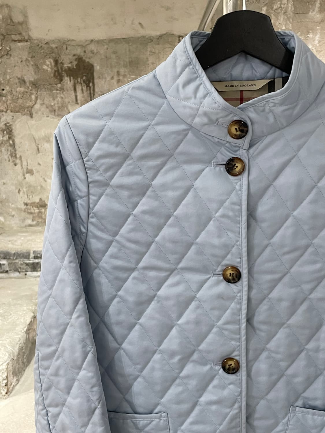 버버리 스카이 블루 버튼 퀼팅 자켓 상품이미지2