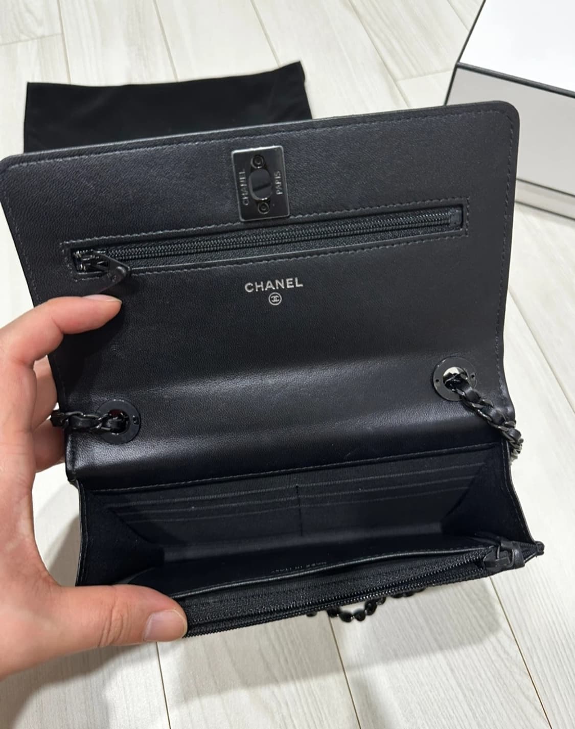 (정품)샤넬 클래식woc 블랙 램스킨 (한정판) 상품이미지6