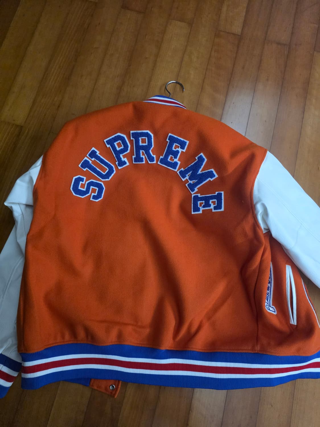 슈프림 타이거 바시티 자켓 오렌지 상품이미지3