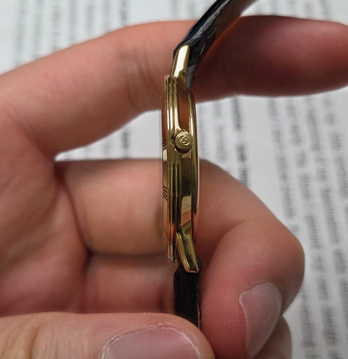 빈티지 구찌 클래식 3000M 오닉스블랙 칼침핸즈 로만베젤 쿼츠 상품이미지4