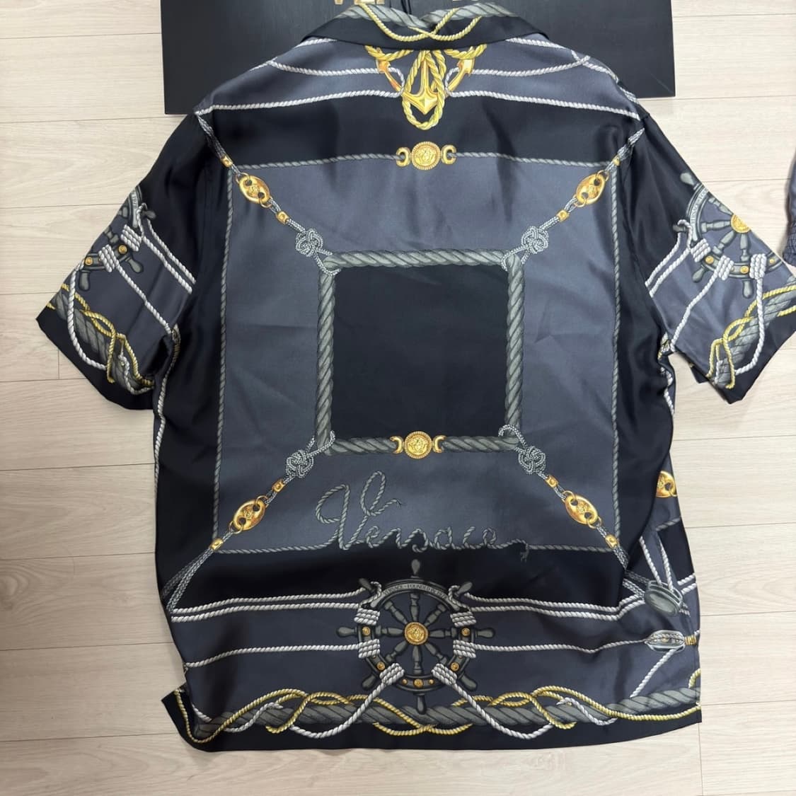 VERSACE 베르사체 실크 셔츠+반바지 셋업 상품이미지3