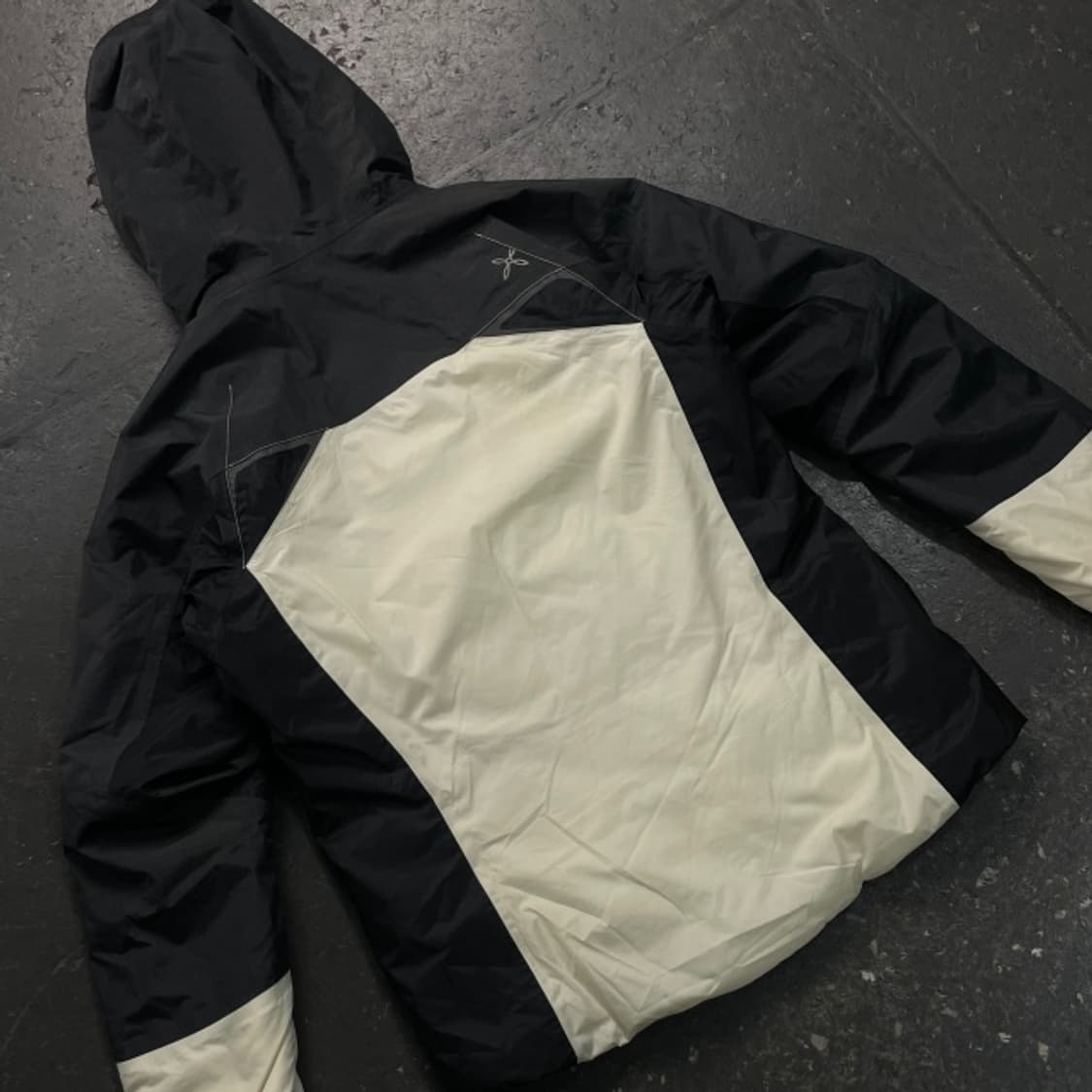 90 몬츄라 프리마로프트 네비스 자켓 상품이미지6