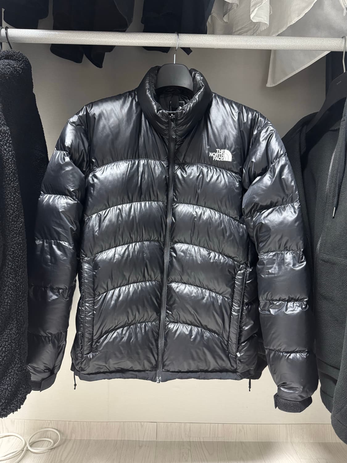 노스페이스 경량 패딩 일본판 L 팝니다 상품이미지1