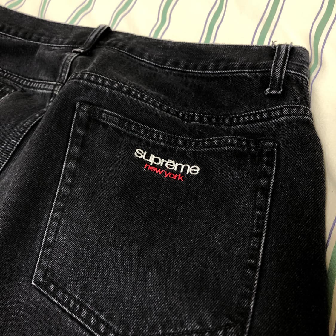 FW24 슈프림 배기진 흑청 34 상품이미지8