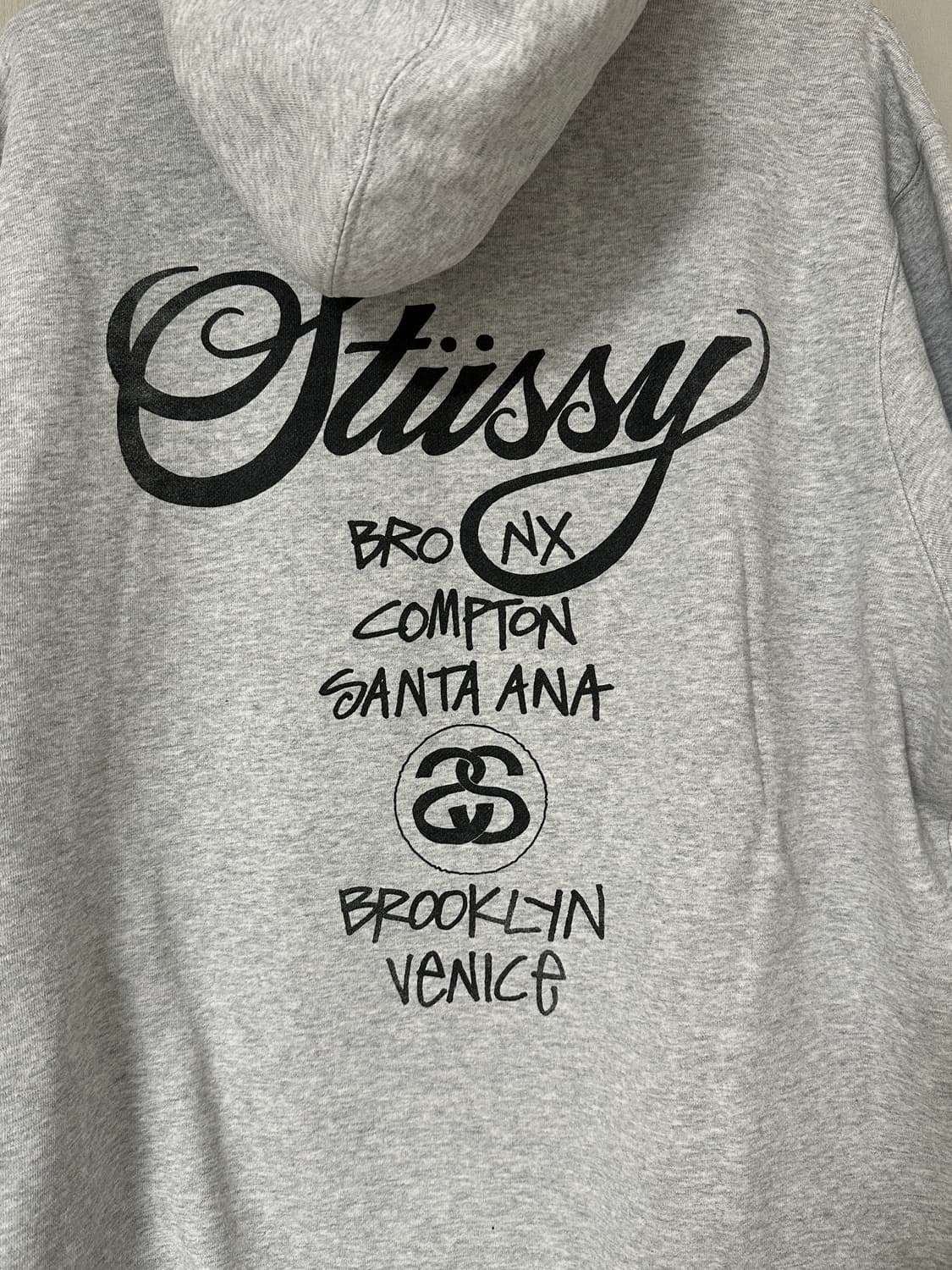 스투시 후드 그레이 M 상품이미지1