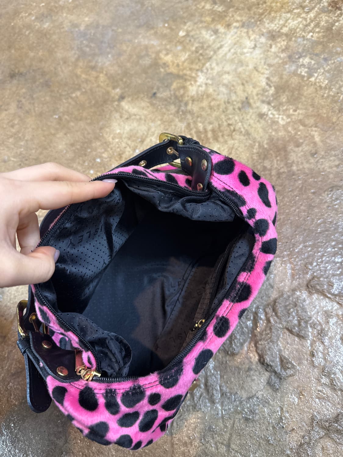 씻을리 핑크 치타 숄더백 상품이미지8